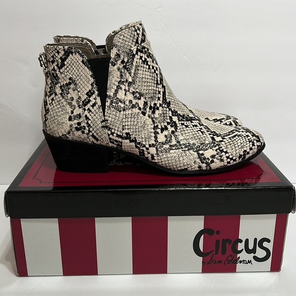 Circus by Sam Edelman Pipper Ivory & Black Multi Snake Print Ankle Boot Booties - Picture 3 of 8